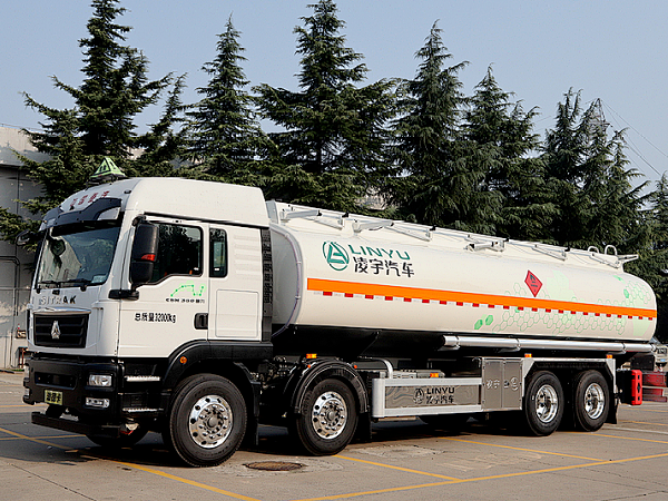 【2022“超虎想象”】凌宇全新液罐車，強勢來襲！